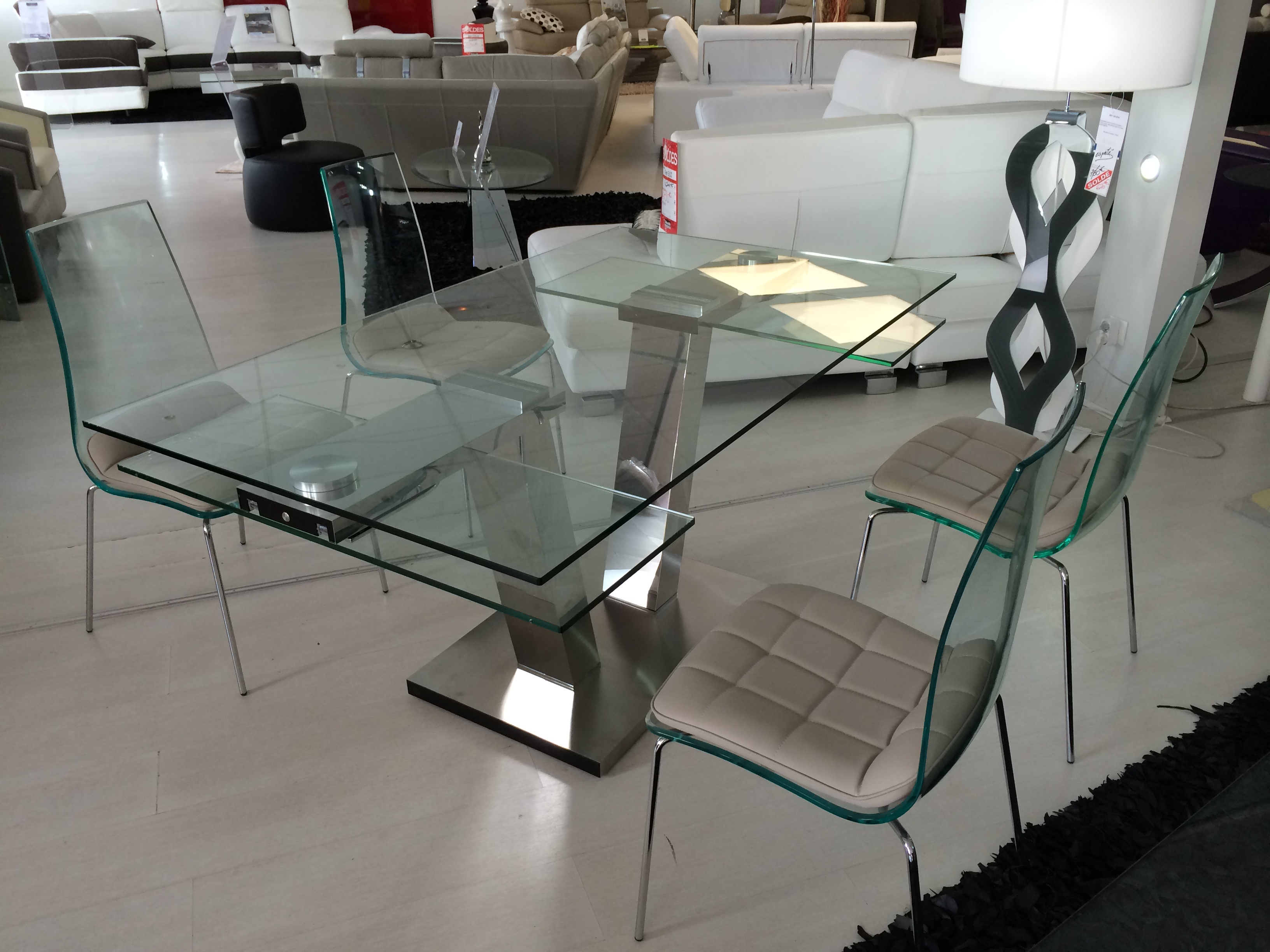 table extensible en verre design